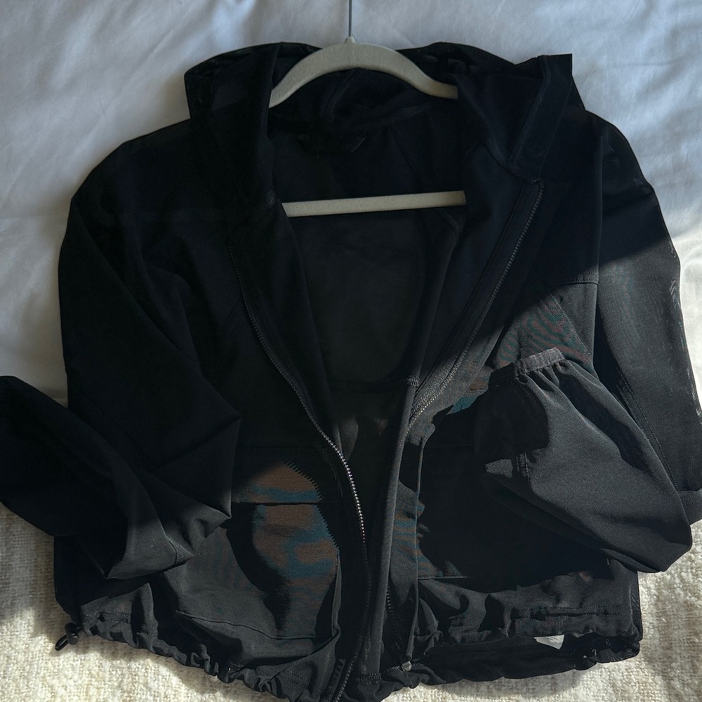 ALO Yoga Black Lightweight Hoodie with Logo Tab